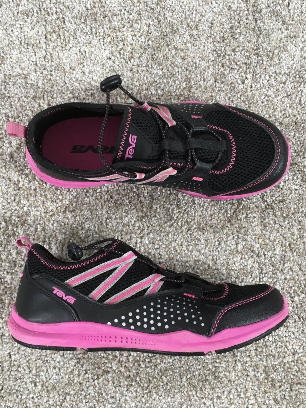 Teva 'Scamper' Water Shoes Kids Girls Size 5 EUR 37 Black Pink
